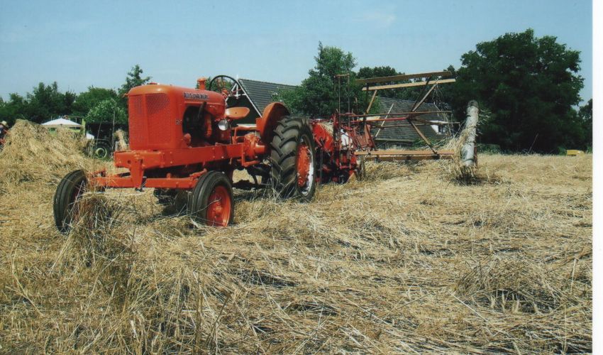 AllisChalmers WD Specs and data United Kingdom