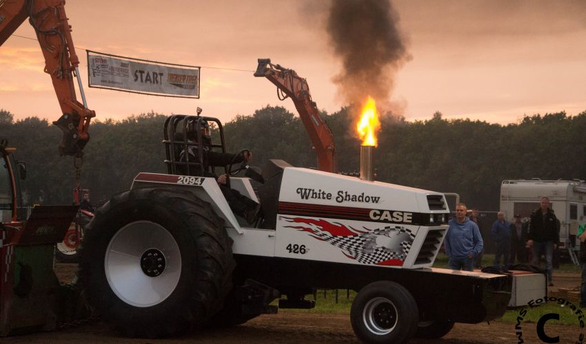 Case 2094 Specs and data United Kingdom