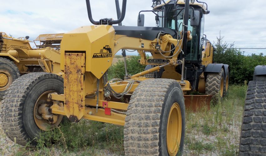 Cat 140H Specs and data United Kingdom