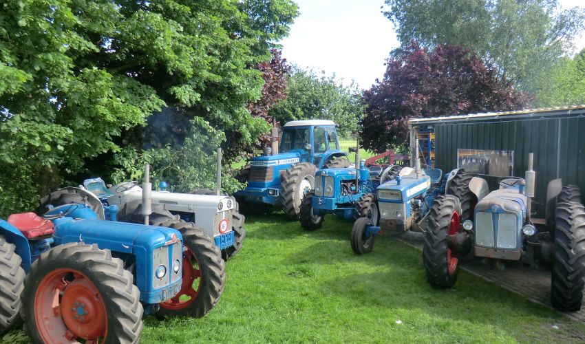 Ford County Caracteristicas / Ficha tecnica