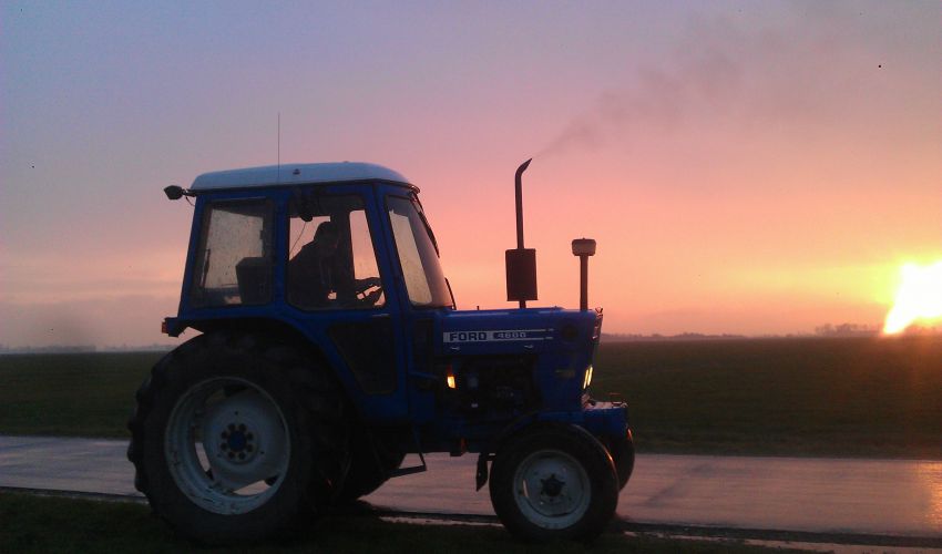 Ford 4600 Specs and data - United Kingdom