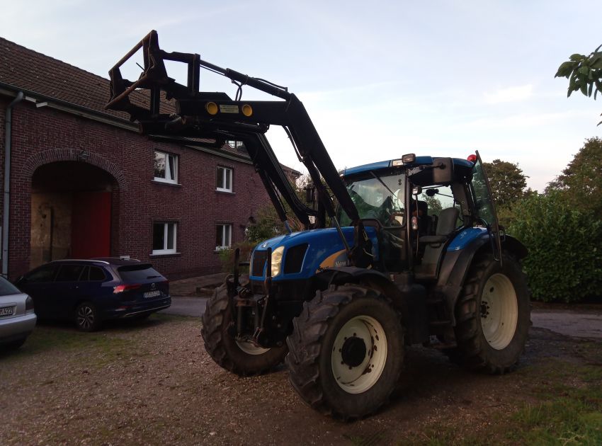 Op zoek naar een nieuwe tractor 100/120 pk