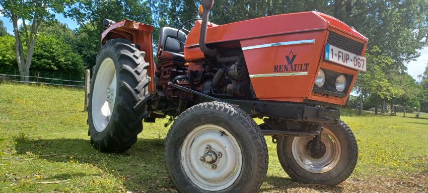 Plaatsen voorbanden tractor