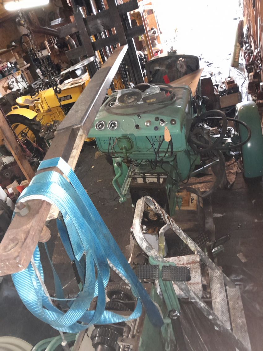 Gearbox ZFA16 for a MAN 4R2 4x4 vehicle.