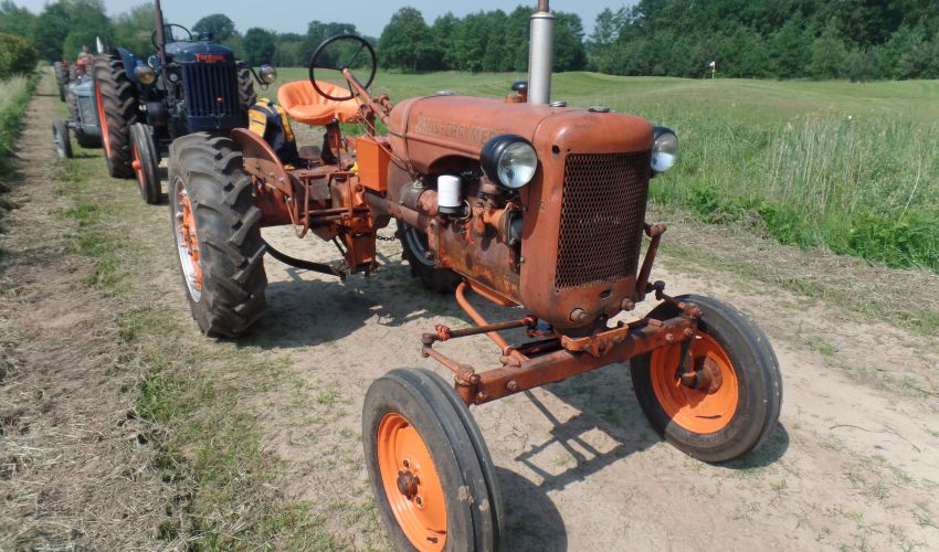 Allis-Chalmers CA Specs and data - United Kingdom