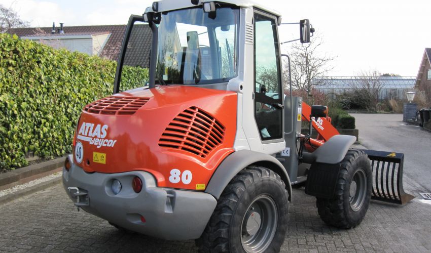 Atlas AR 80