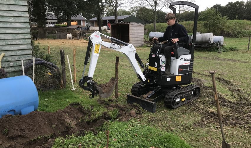 Bobcat E10