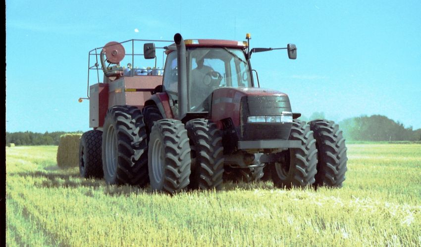 Case IH MX 270 Magnum