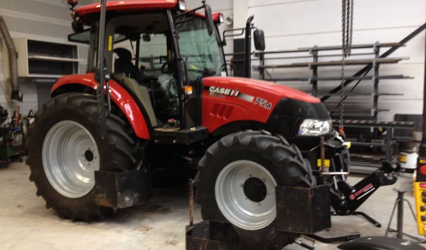 Case IH Farmall 75A