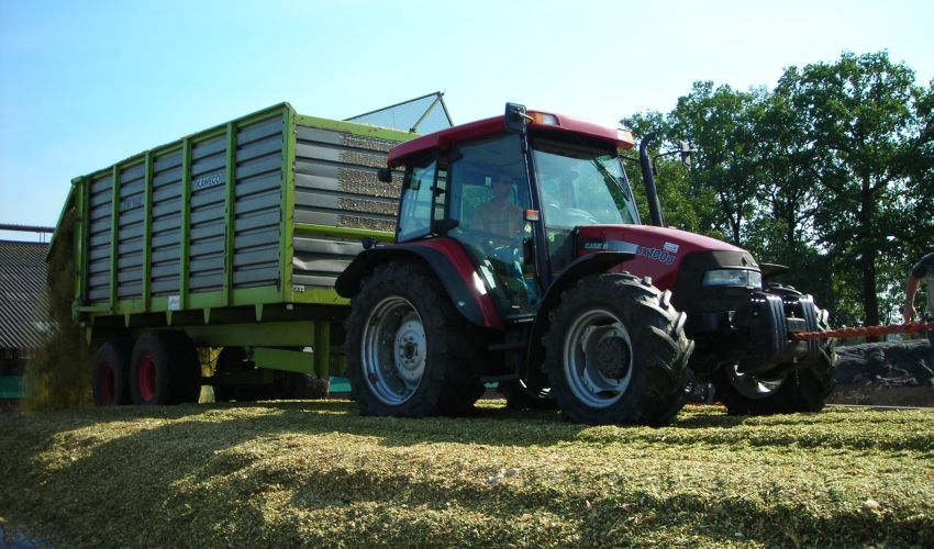 Case IH JX 100 U