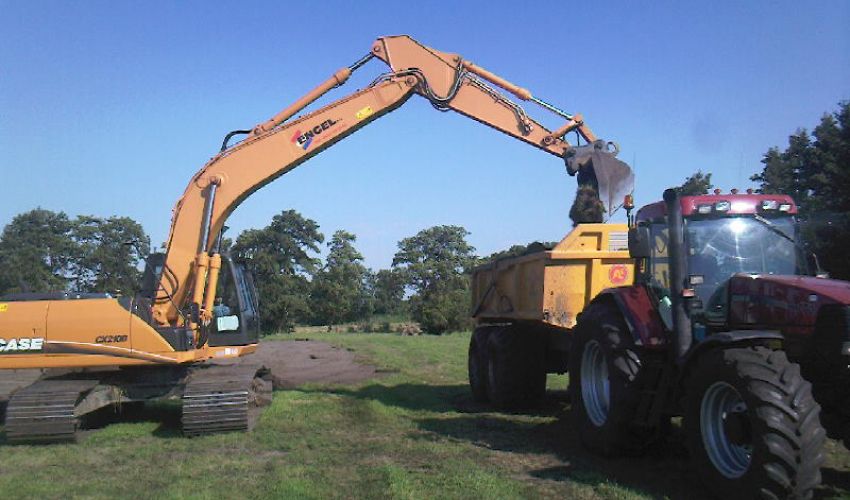 Case CX 210