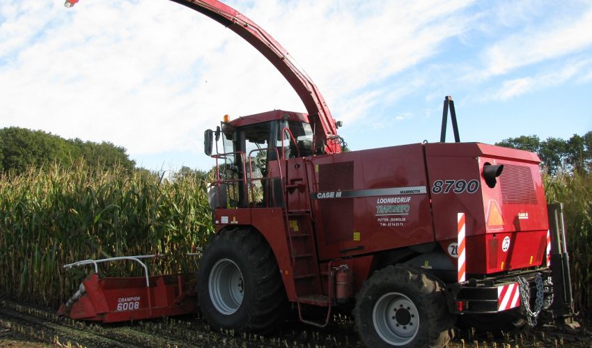 Case IH Mammoth 8790