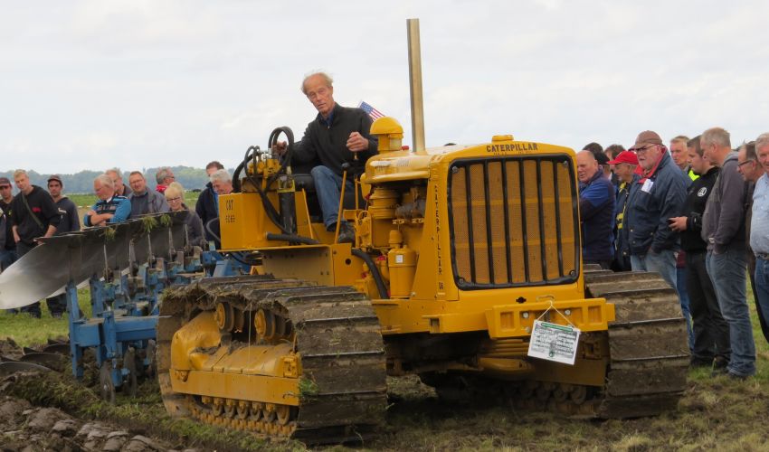 Cat D6