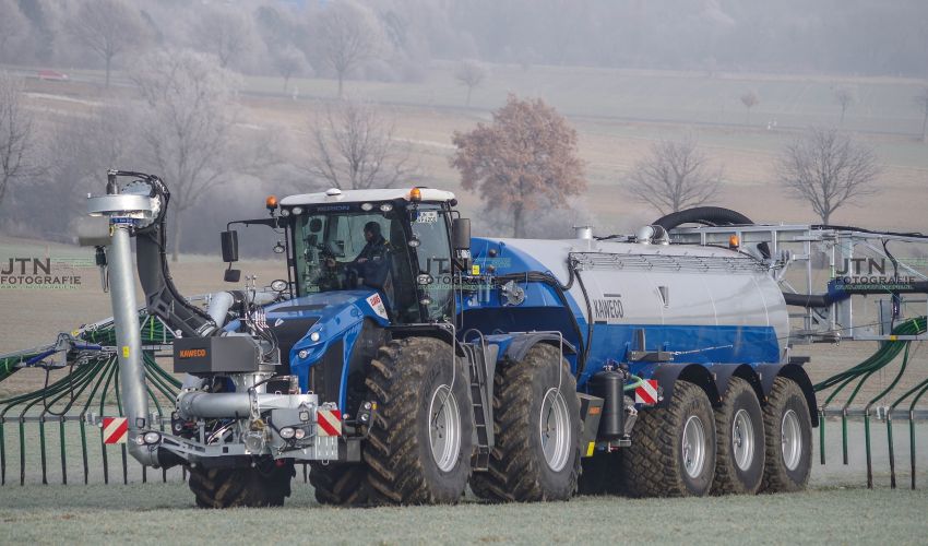 Claas Xerion 4000