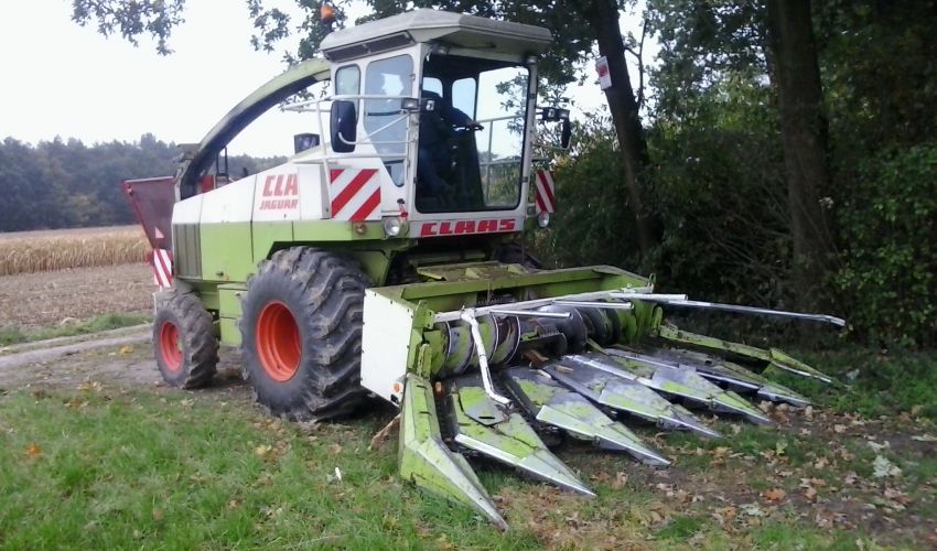 Claas Jaguar 690