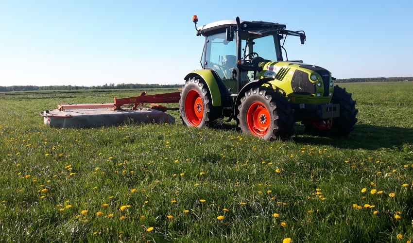 Claas Atos 330