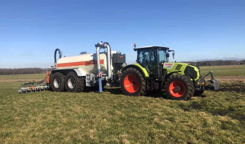 Claas Arion 660