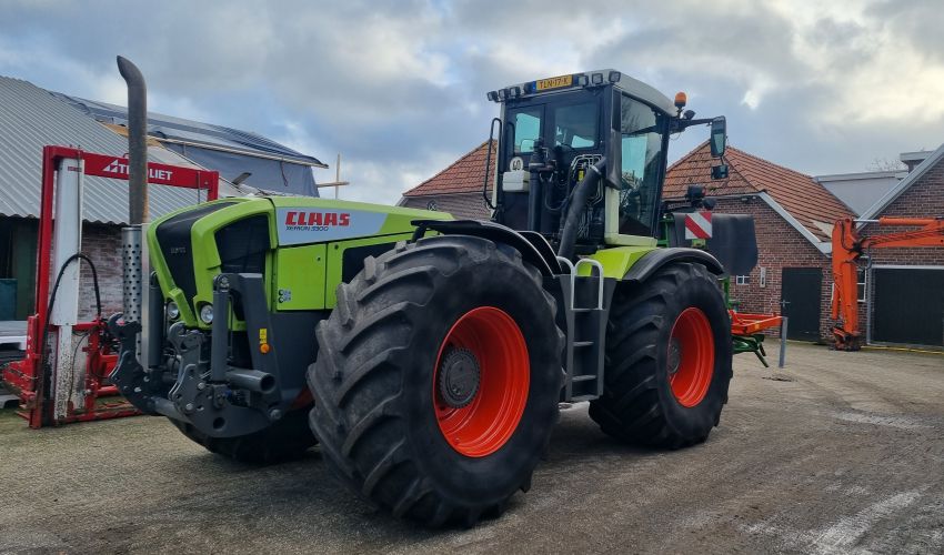 Claas Xerion 3300 VC