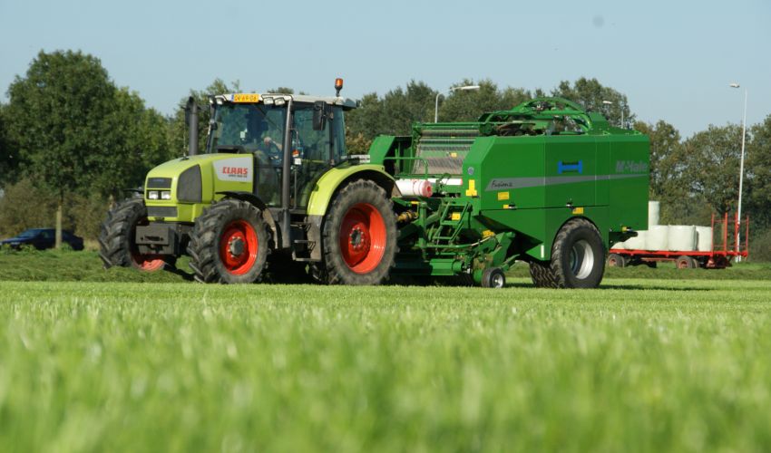Claas Ares 566 RZ
