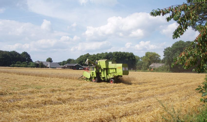 Claas Cosmos