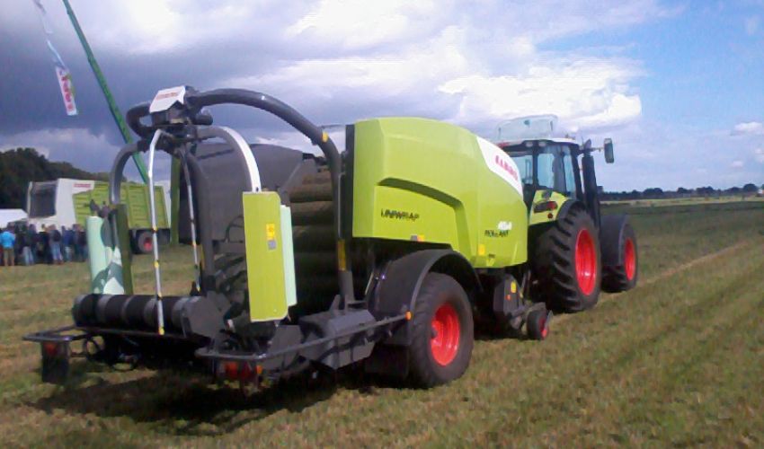 Claas Rollant 454 Uniwrap