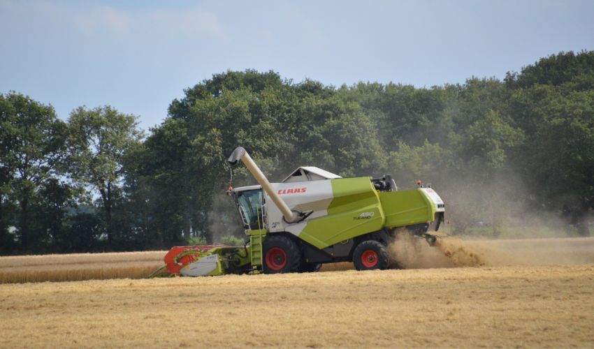 Claas Tucano 450