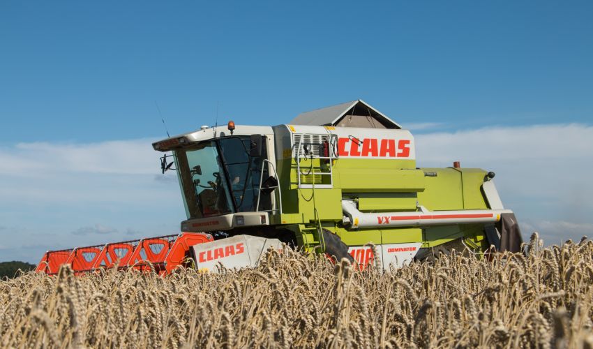Claas Dominator 108 VX