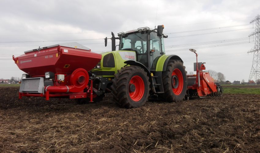 Claas Ares 826 RZ Dane techniczne Polska