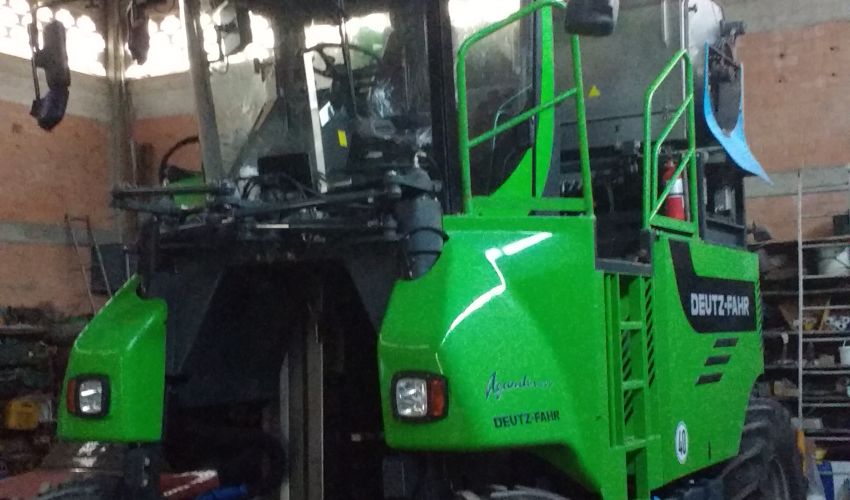 Deutz-Fahr Agrovitis