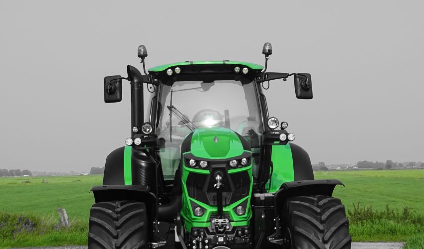 Deutz-Fahr Agrotron 6215