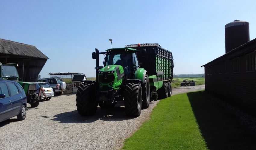Deutz-Fahr Agrotron 6155