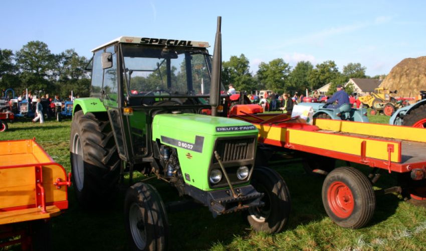 Deutz-Fahr D 6007