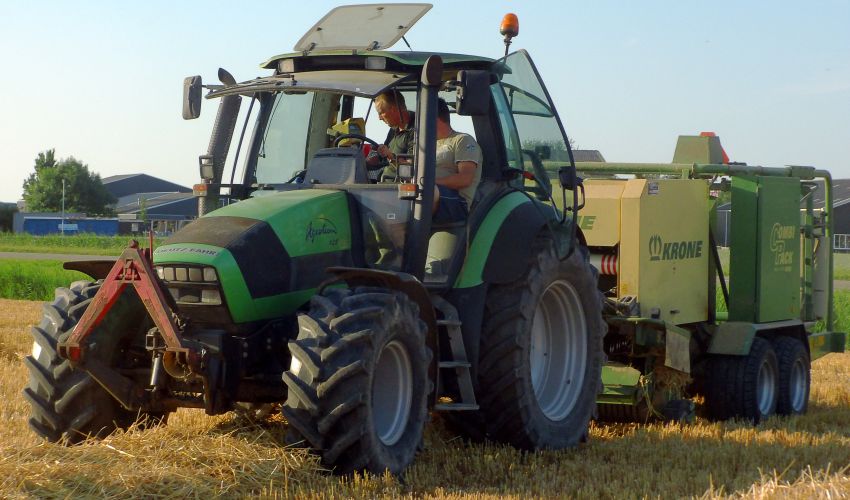 Deutz-Fahr Agrotron 128