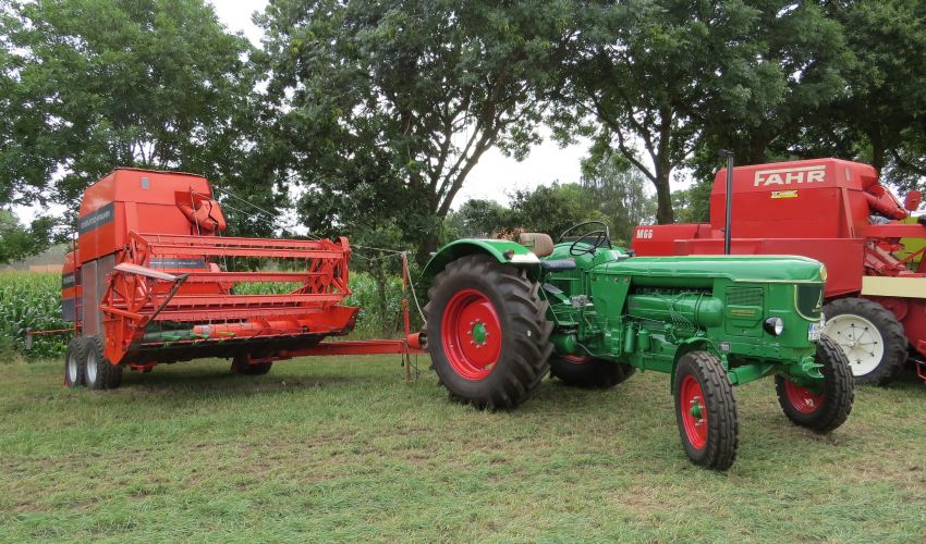 Deutz-Fahr M 66 TS
