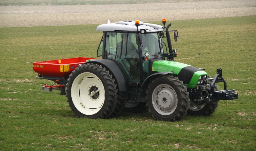 Deutz-Fahr Agrofarm TTV 430
