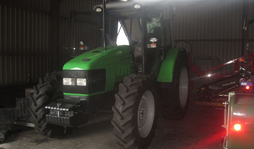 Deutz-Fahr Agrotrac 100
