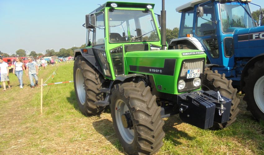 Deutz-Fahr D 7207