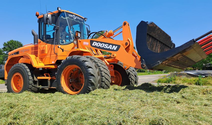 Doosan 30