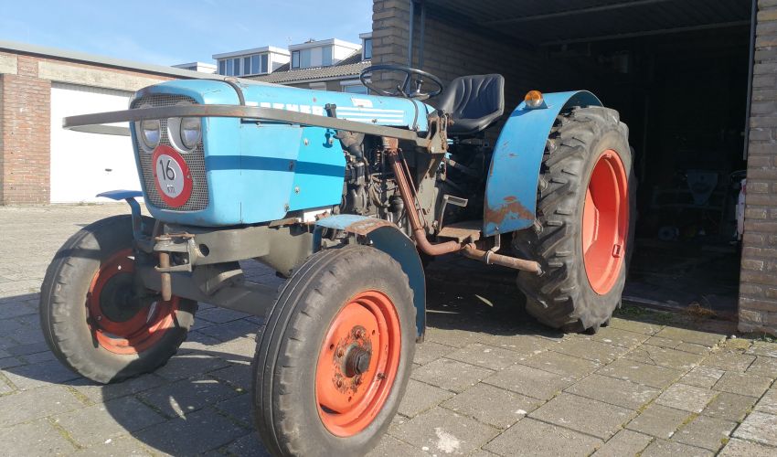 Eicher 330