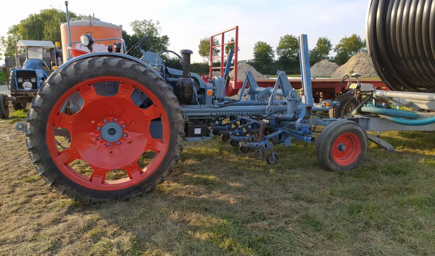 Eicher G 400 Unisuper