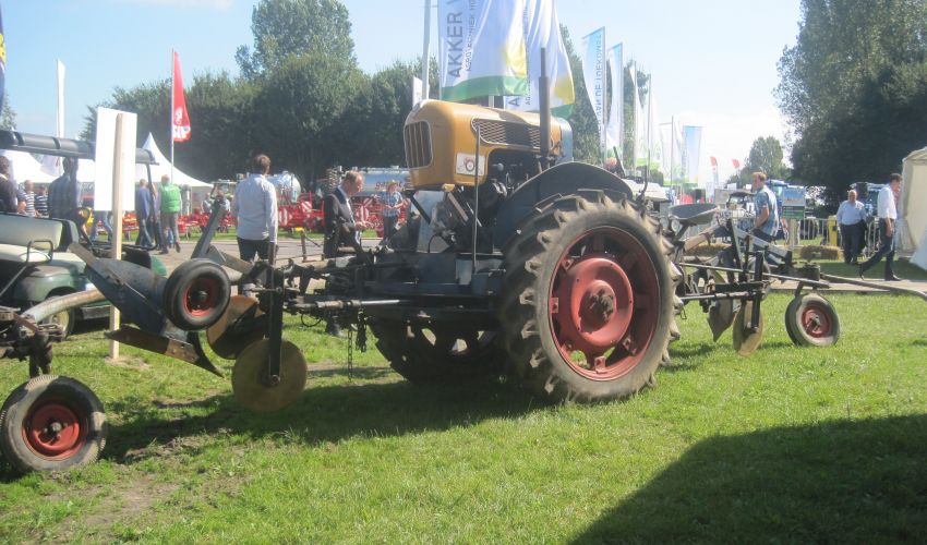 Eicher Agri-Robot