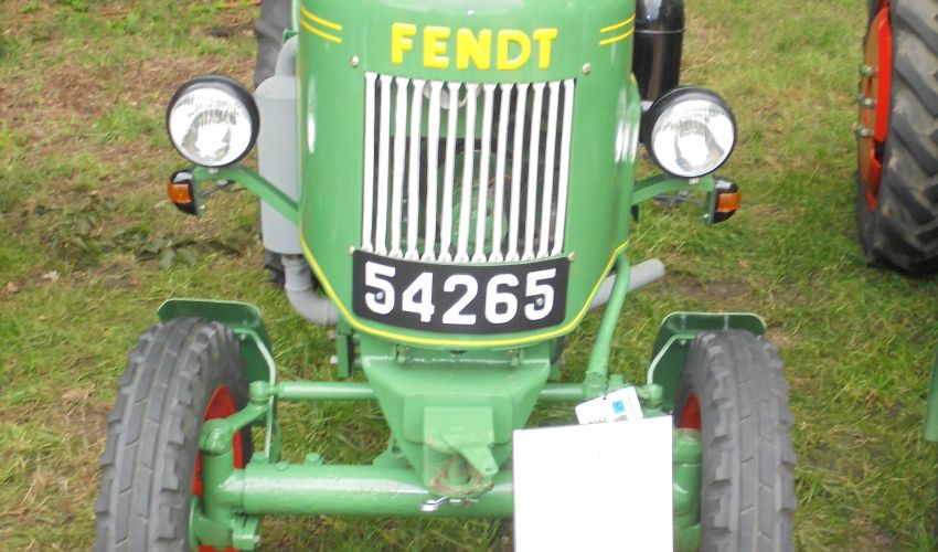 Fendt Dieselross F12