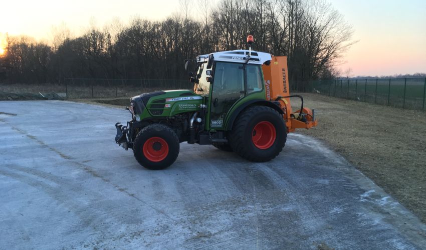 Fendt 211 V