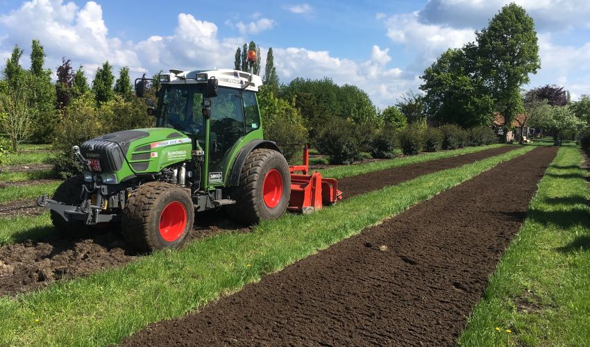 Fendt 211 F