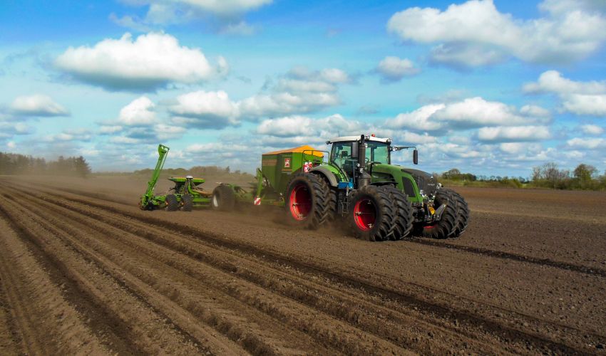 Fendt 933