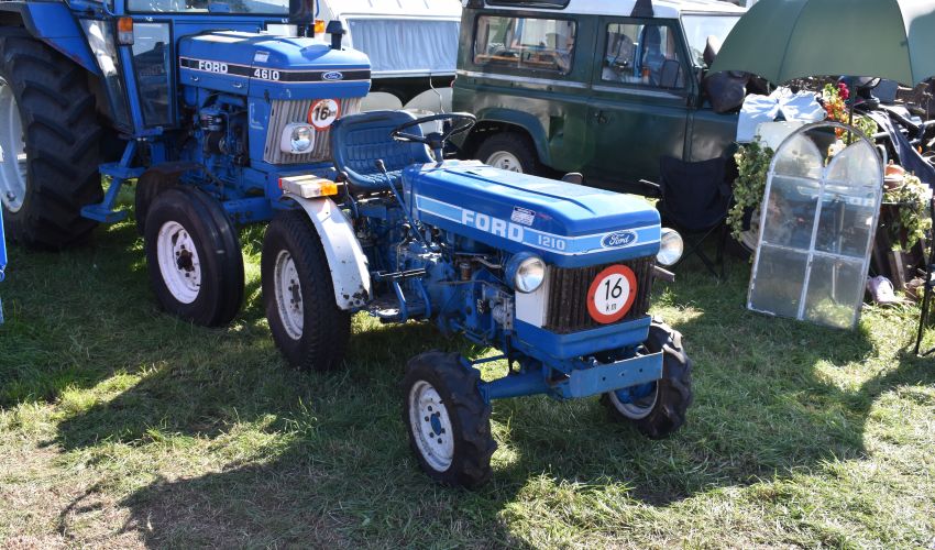 Ford 1210 Specs and data United Kingdom