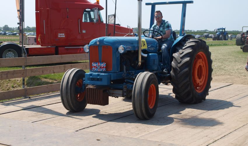 Fordson Sjomp