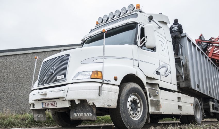 Volvo NH12