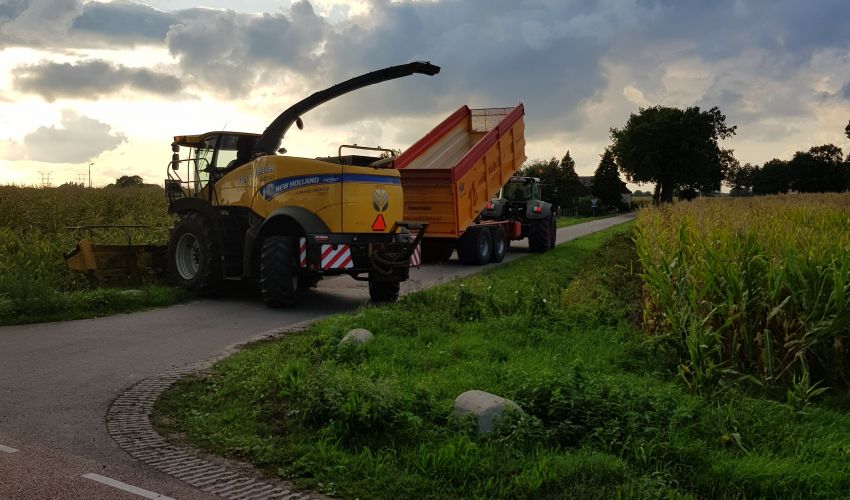 New Holland FR 550