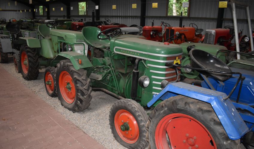 Hagedorn Tractor
